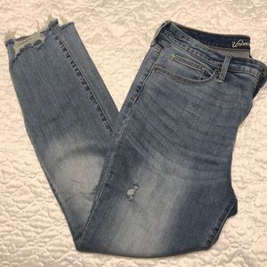 High rise lightly distressed cutoff jeans